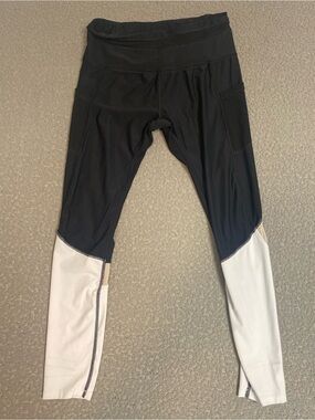 Black and Cream Colorblock Active Leggings